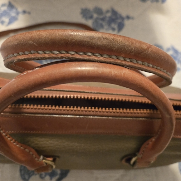 Dooney & Bourke AWL Tan Satchel Purse - Vintage - Picture 9 of 11